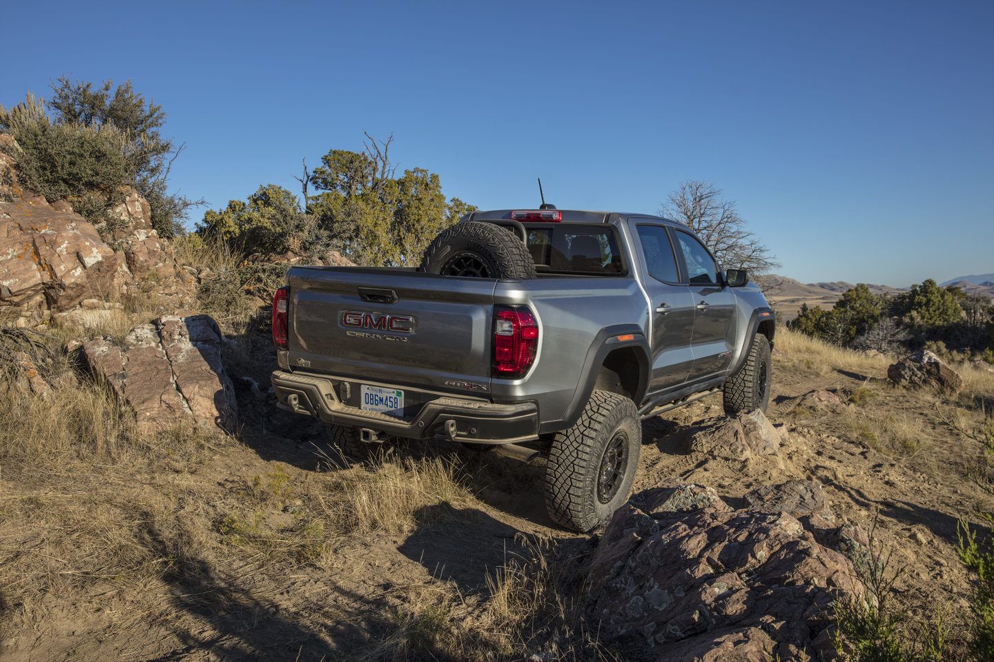 GMC Canyon AT4X pour le remorquage et les aventures au Québec