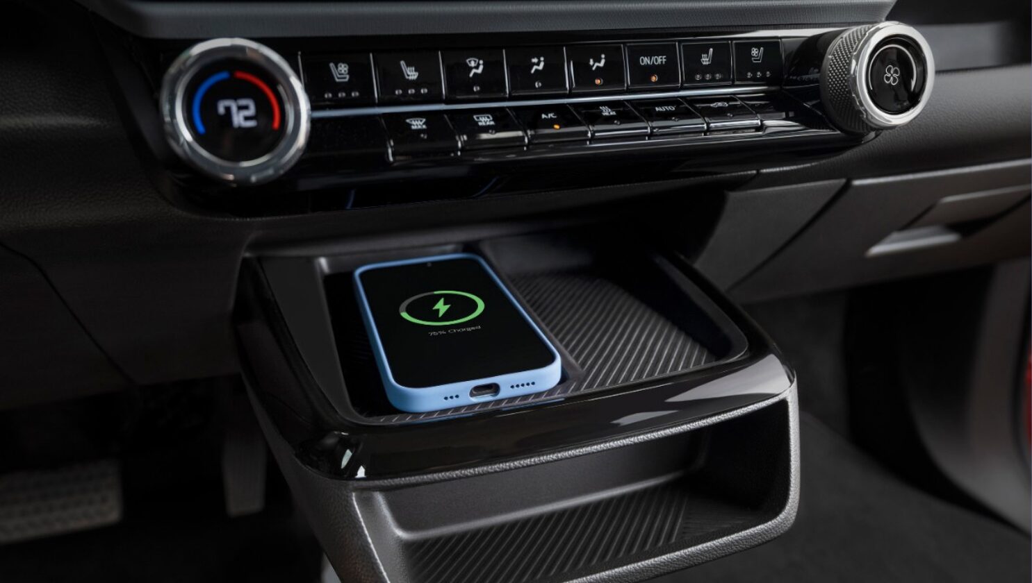 Wireless charging pad with phone granby chevrolet quebec1777399098823